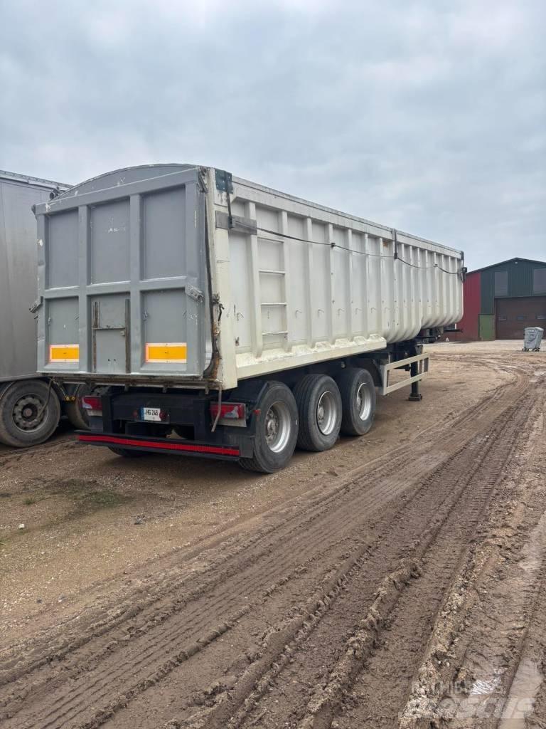 SDC Trailers LTD Semi-trailer med Gardinsider