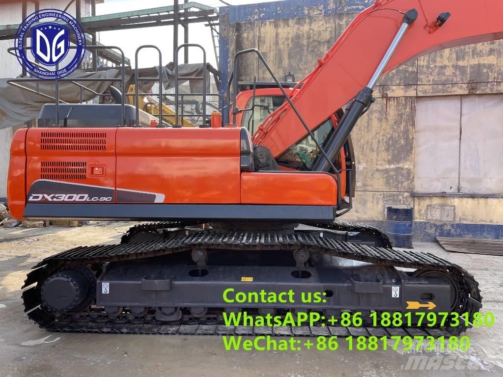Doosan DX 300 LC Gravemaskiner på larvebånd