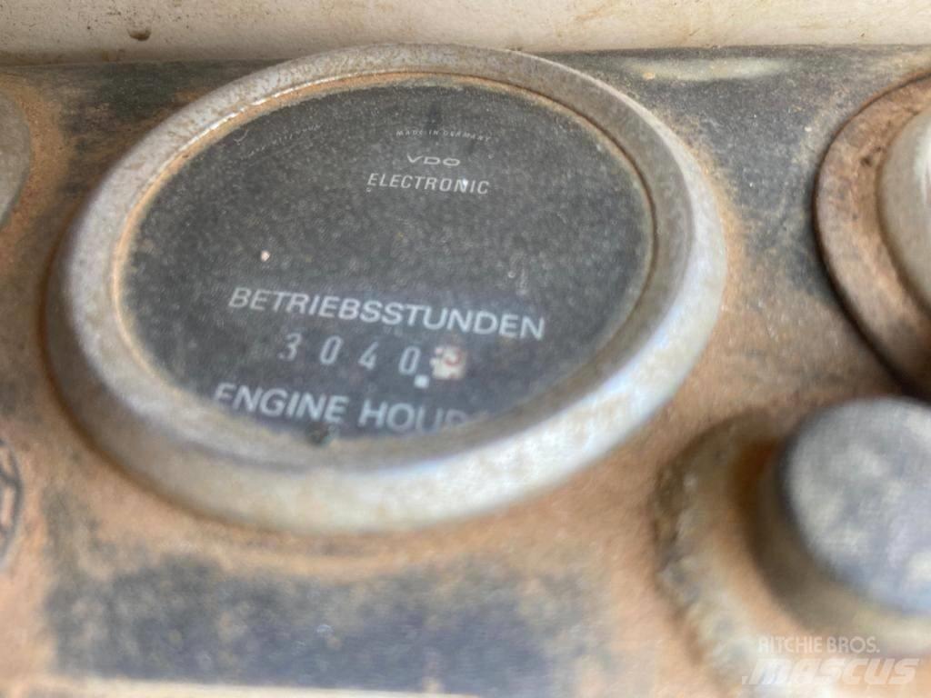 International 520A Læssemaskiner på hjul