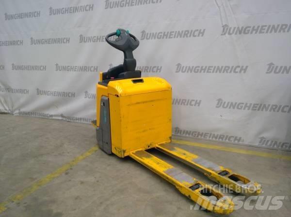 Jungheinrich ERE 225 El-palleløftere med platform