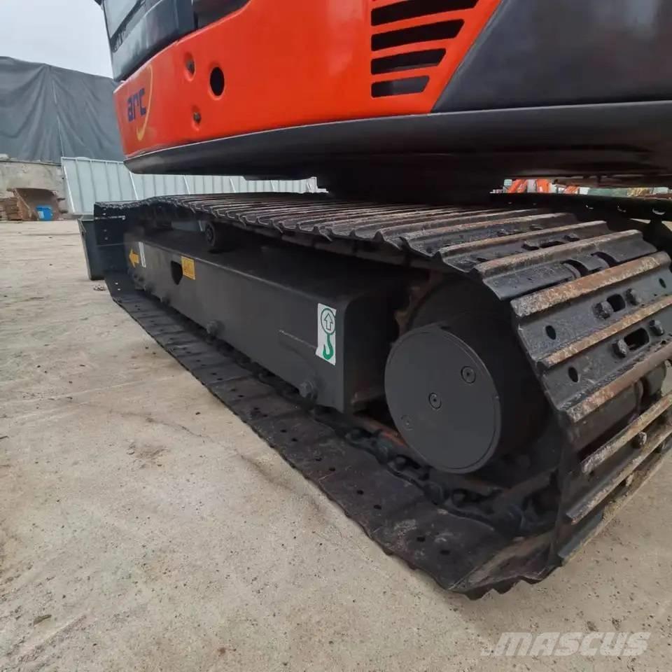 Hitachi ZX60U Minigravemaskiner