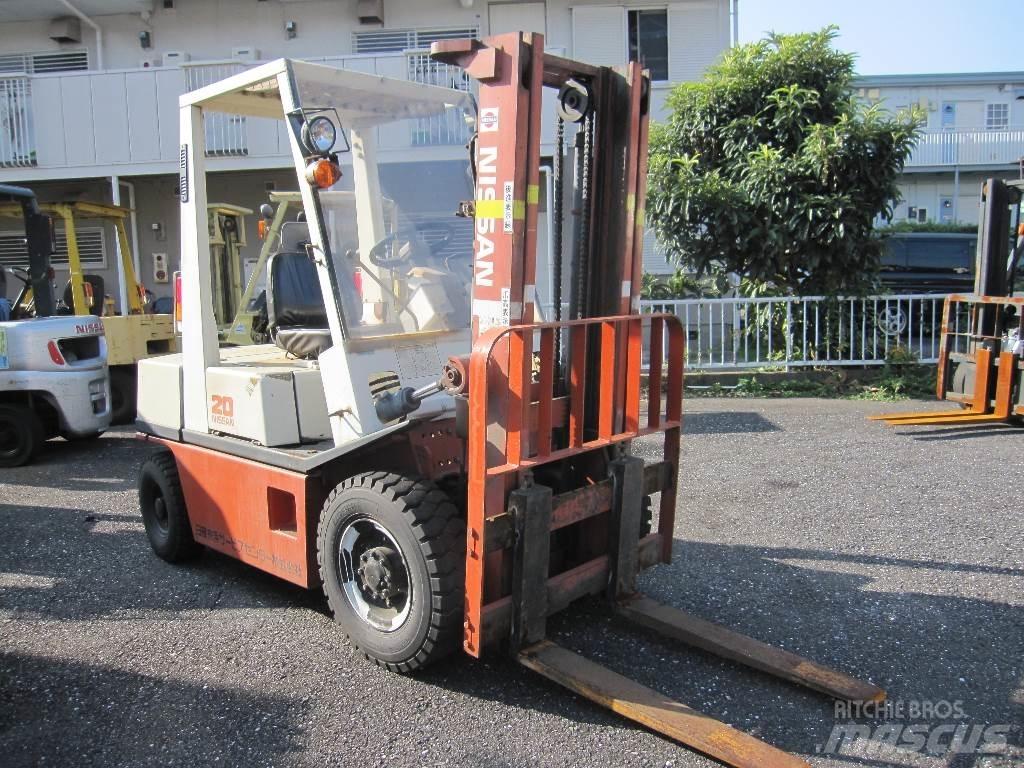 Nissan PH02A20 Gaffeltrucks - andre