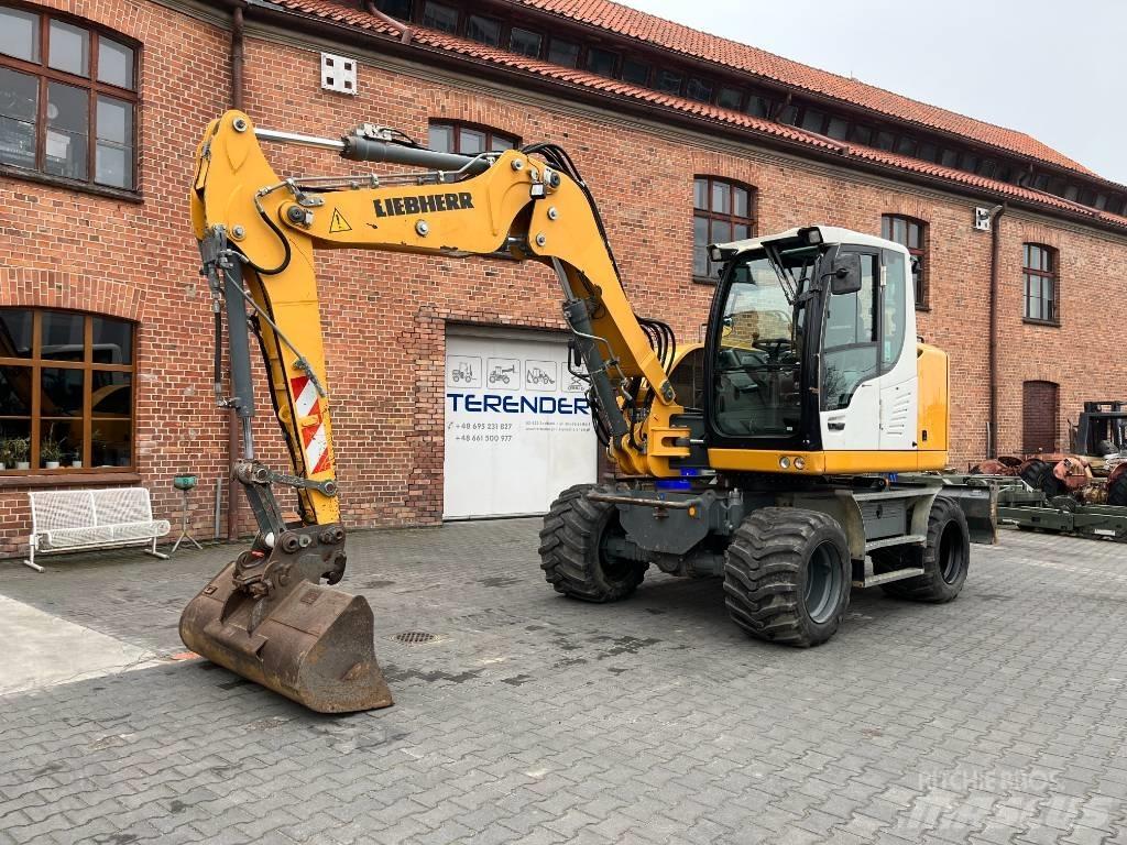 Liebherr A 910 Comp Gravemaskiner på hjul