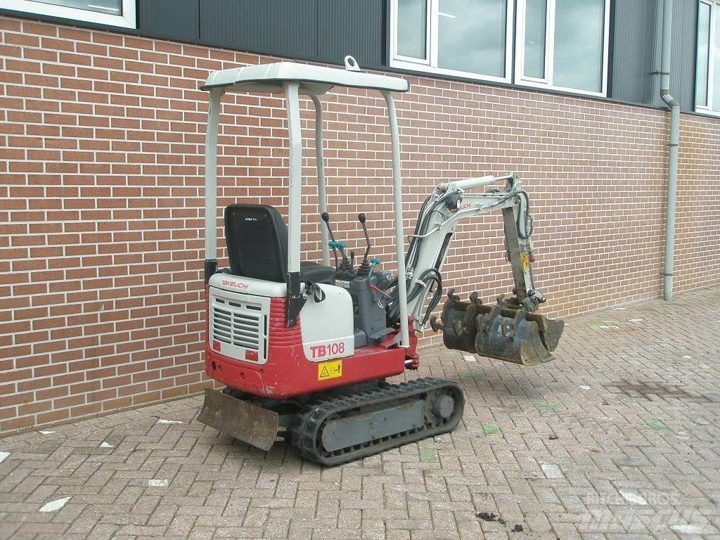 Takeuchi TB108 Minigravemaskiner