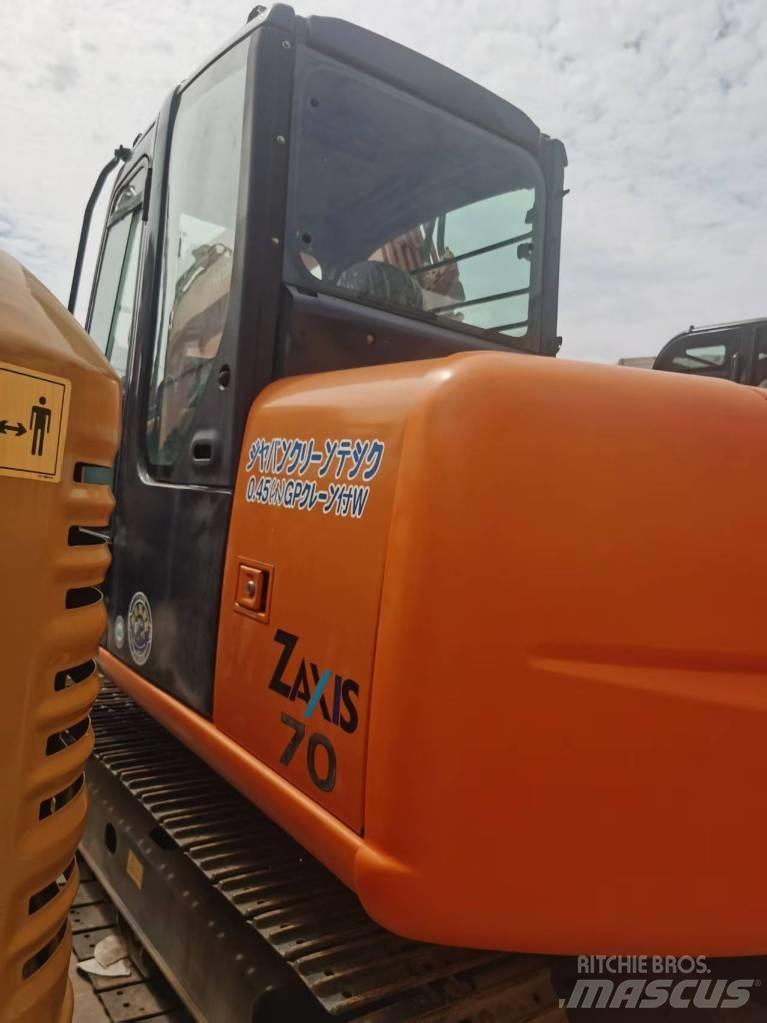 Hitachi ZX 70 Minigravemaskiner