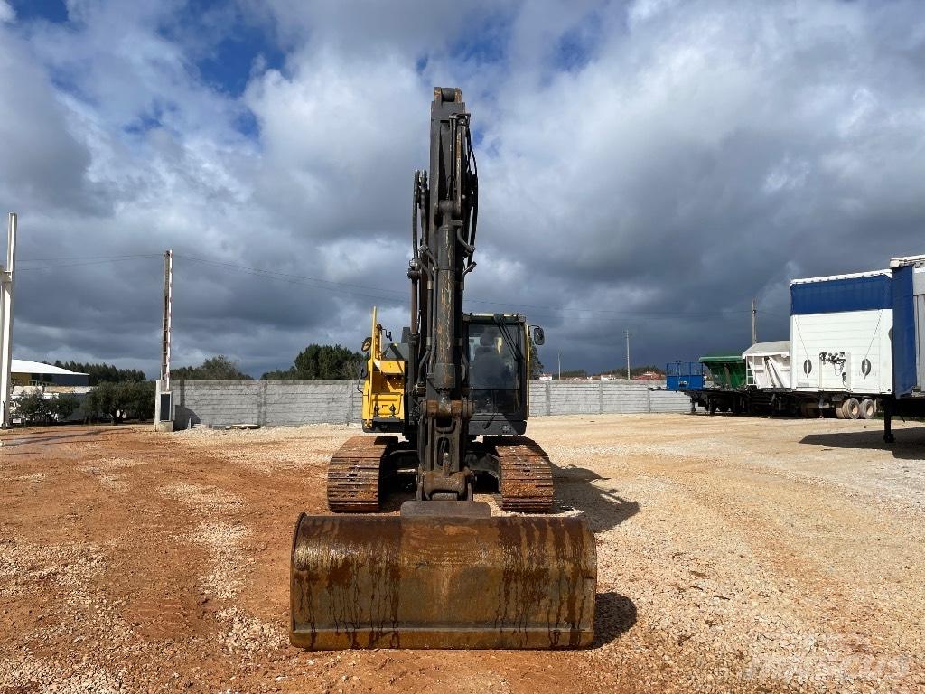 Volvo EC 220 E Gravemaskiner på larvebånd