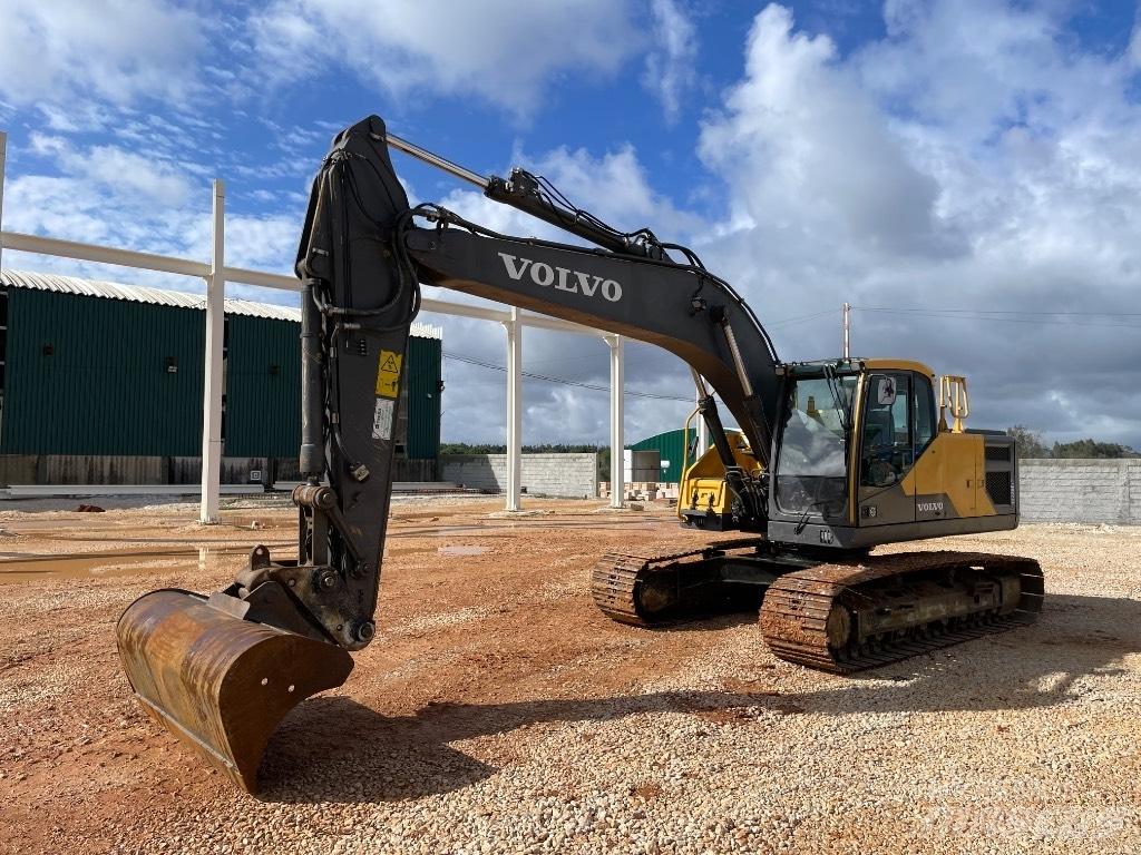 Volvo EC 220 E Gravemaskiner på larvebånd