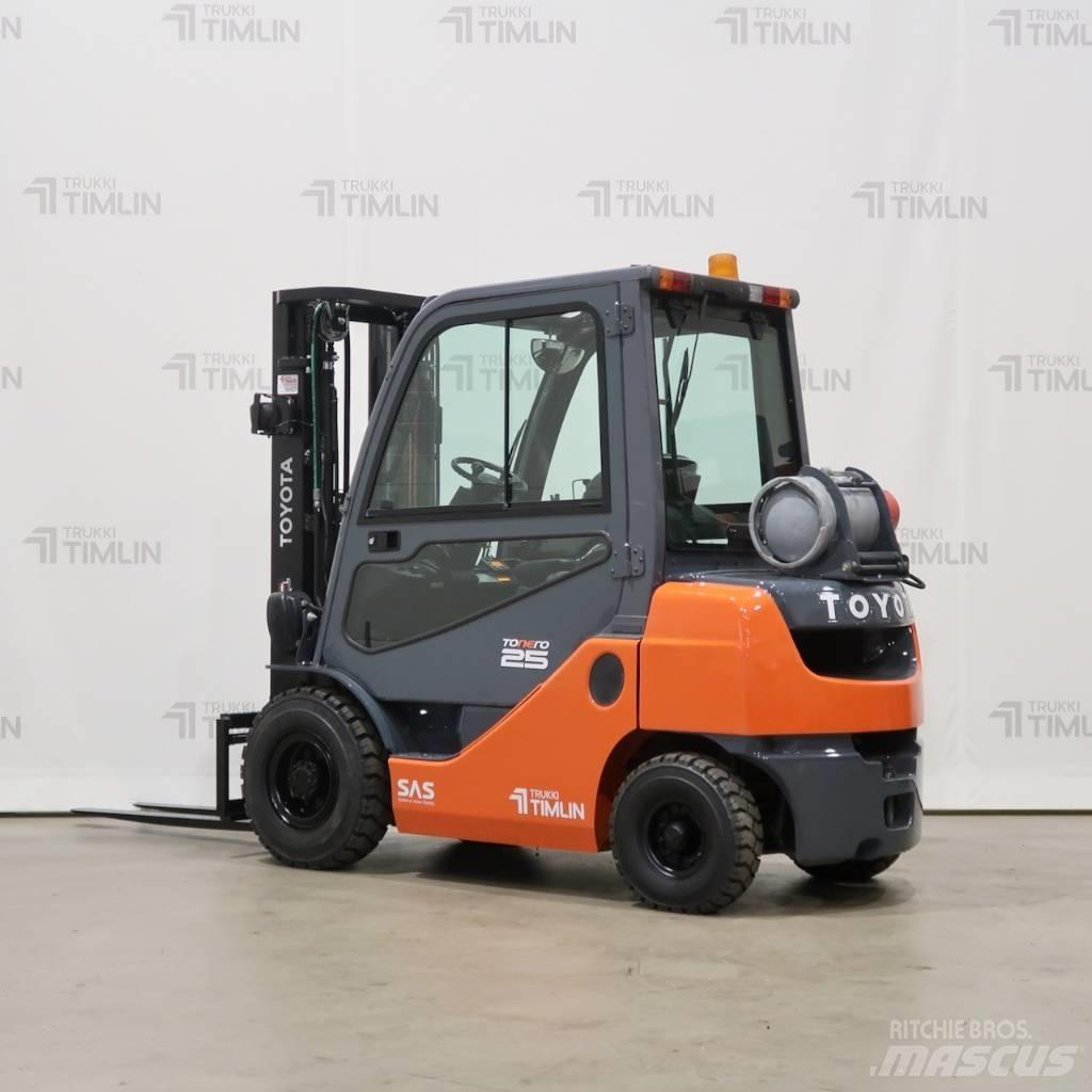 Toyota 02-8FGF25 LPG gaffeltrucks