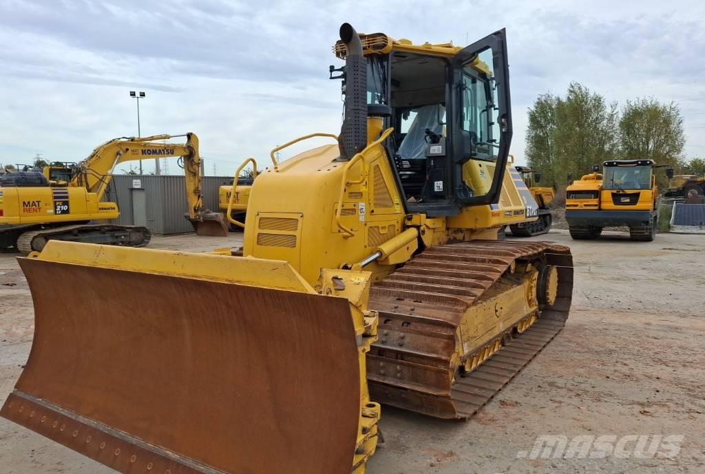 Komatsu D61PXI-24E0 Bulldozer på larvebånd