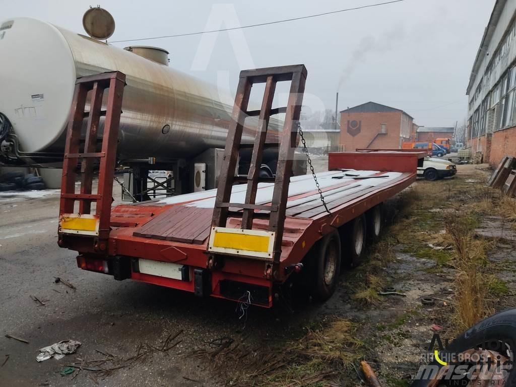Overlander TRI36 Semi-trailer med Gardinsider