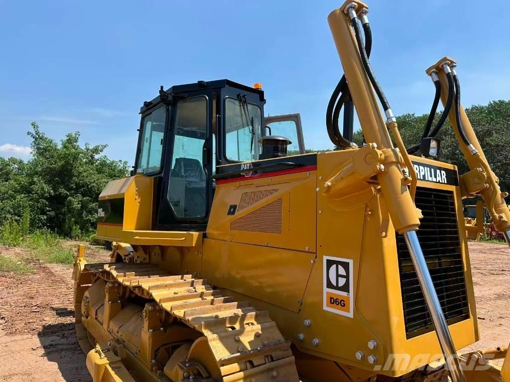 CAT D6G Bulldozer på larvebånd