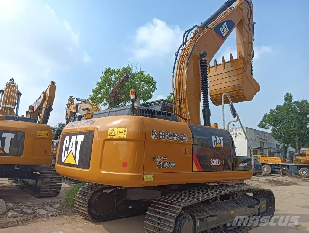 CAT 330 D2L Gravemaskiner på larvebånd