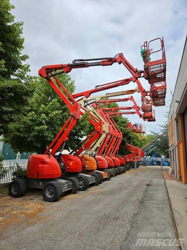 JLG 450 AJ Bomlifte med knækarm