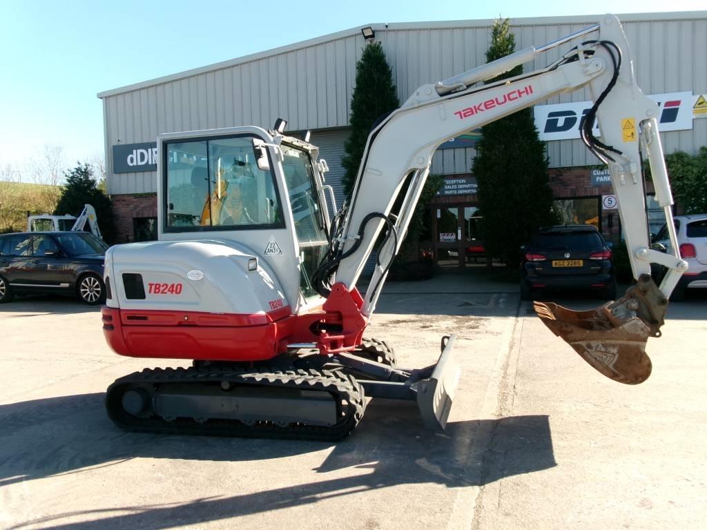 Takeuchi TB 240 Minigravemaskiner