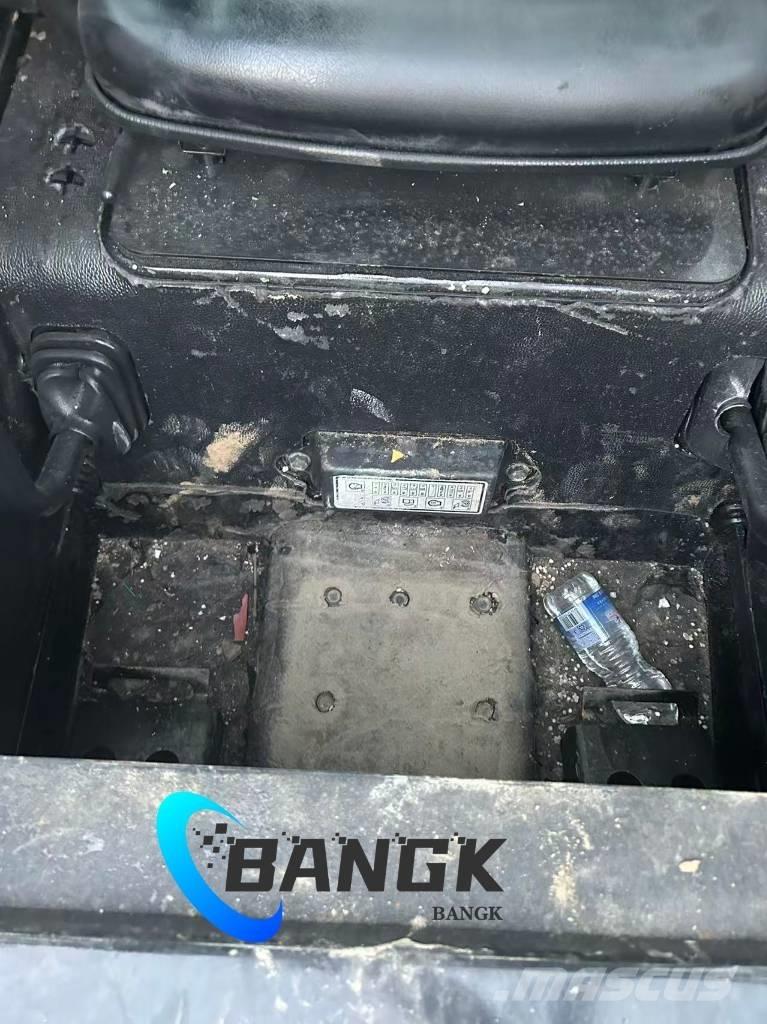  EARTHFORCE S300 Læssere