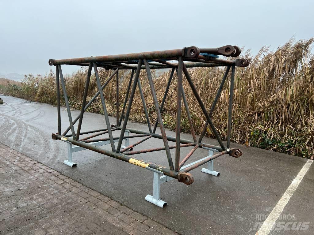 Hitachi KH 230-3 Krandele og udstyr