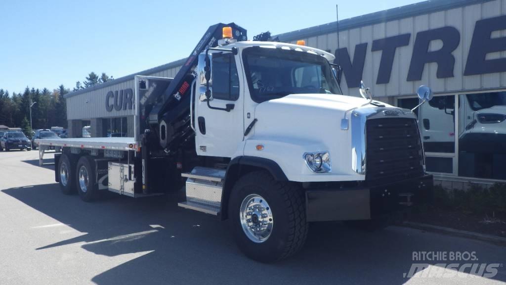 Freightliner 114 SD Lastbil med kran