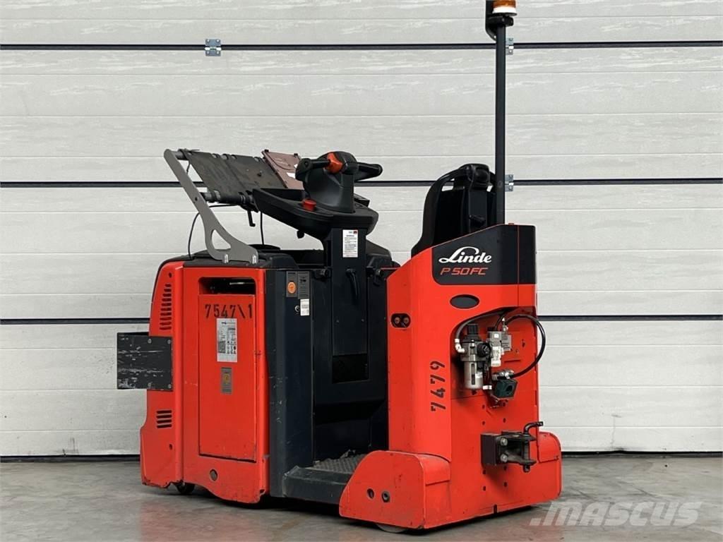 Linde P 50C Bugsertruck