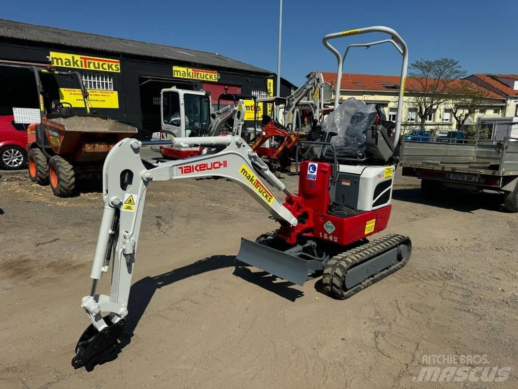 Takeuchi TB 210 R Minigravemaskiner
