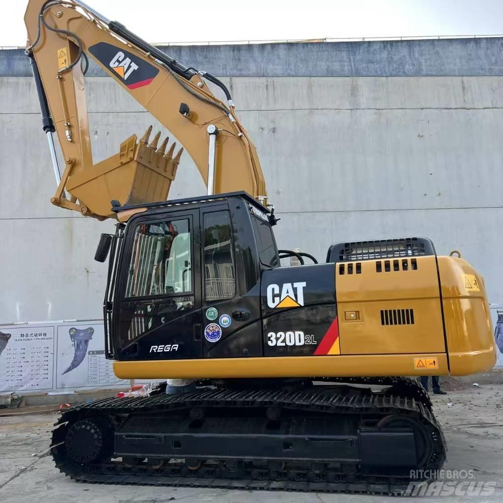 CATERPILLR 320d2 Midi-gravemaskiner 7t - 12t