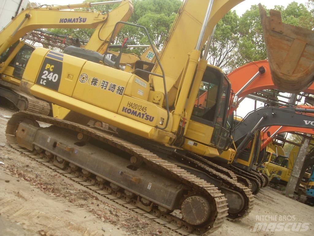 Komatsu PC240 Gravemaskiner på larvebånd