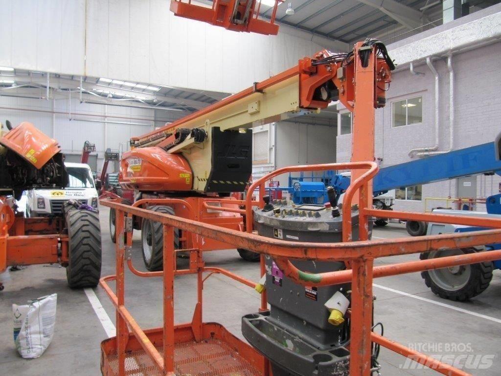JLG 1250 AJP Bomlifte med knækarm
