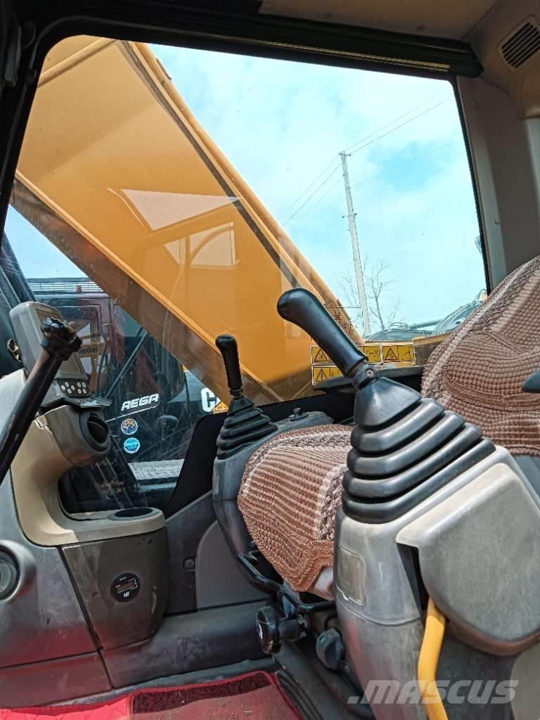 CAT 325 D Gravemaskiner på larvebånd