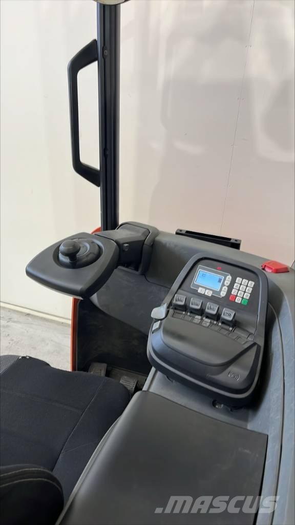BT RR E 140 H Reachtruck