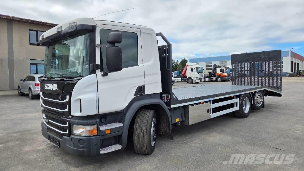 Scania P320 6X2*4 Flatbed lastbiler med spil