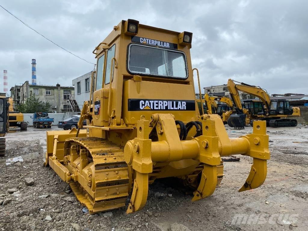 CAT D 6 D Bulldozer på larvebånd