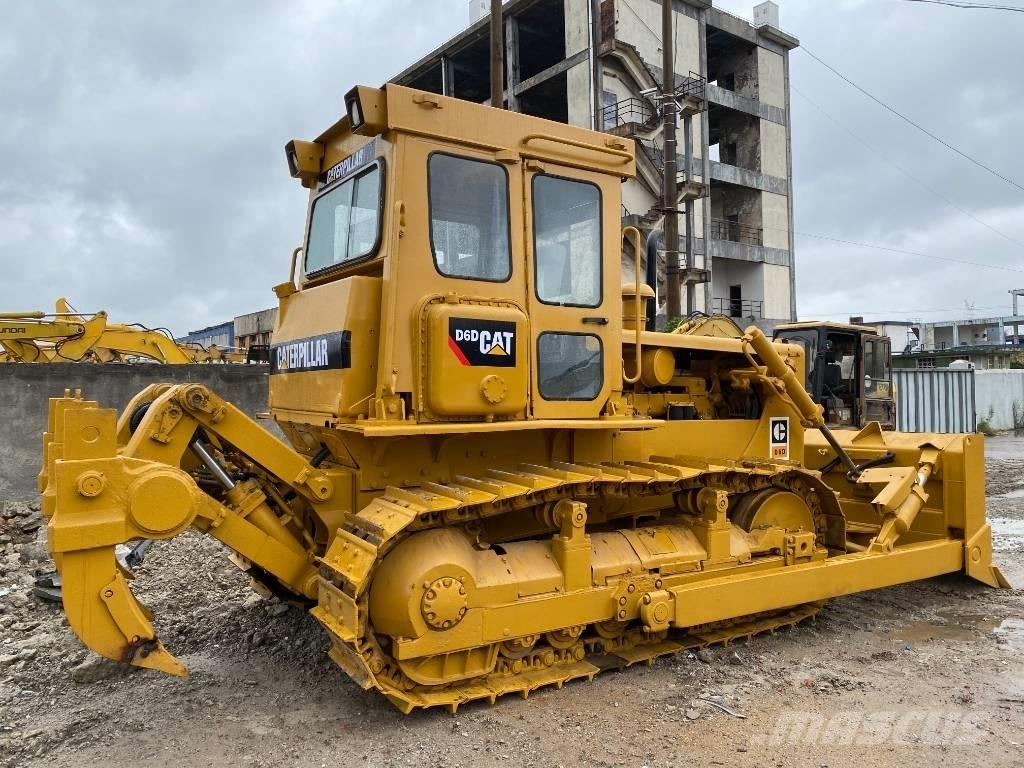 CAT D 6 D Bulldozer på larvebånd