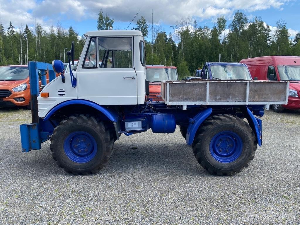 Mercedes-Benz Unimog Andre lastbiler