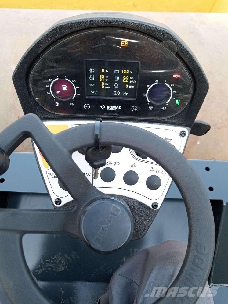 Bomag BW 218 D-5 SL Enkelt tromle