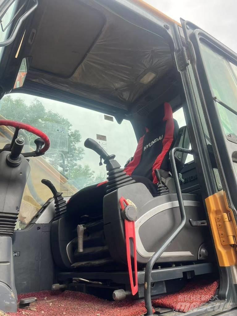 Hyundai R210W-9 Gravemaskiner på hjul