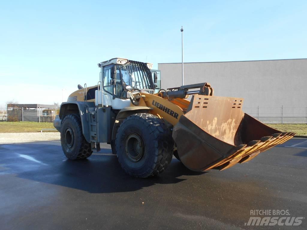 Liebherr L 586 Læssemaskiner på hjul