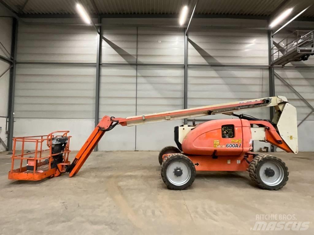 JLG 600 AJ Bomlifte med knækarm