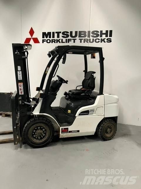 Mitsubishi FD25N3 Diesel gaffeltrucks