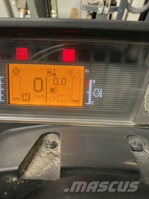 Mitsubishi FD25N3 Diesel gaffeltrucks