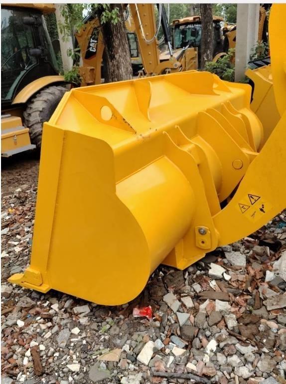 Komatsu WA 320-5 Læssemaskiner på hjul
