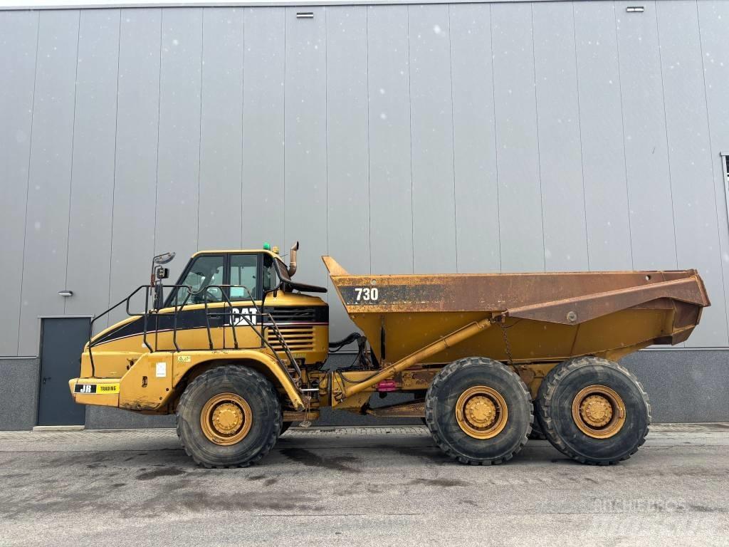 CAT 730 Terrængående lastbiler