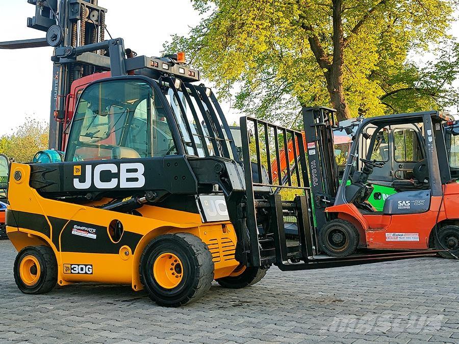 JCB TLT30G LPG gaffeltrucks