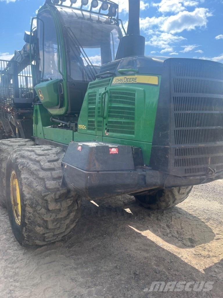 John Deere 1510 G Udkørselsmaskiner