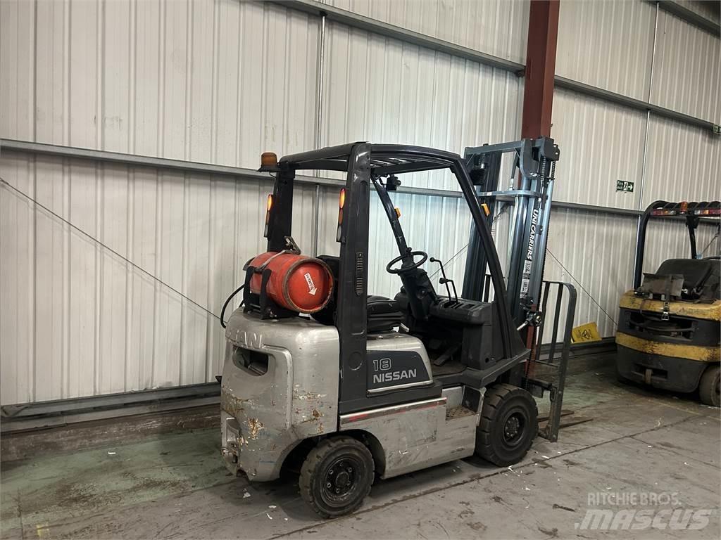 Nissan P1D1A18LQ LPG gaffeltrucks