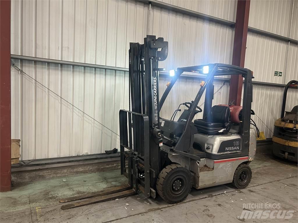 Nissan P1D1A18LQ LPG gaffeltrucks