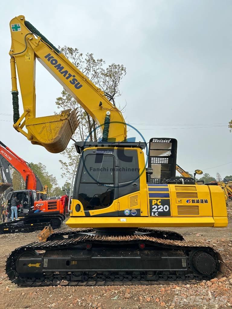 Komatsu PC 220 LC Gravemaskiner på larvebånd