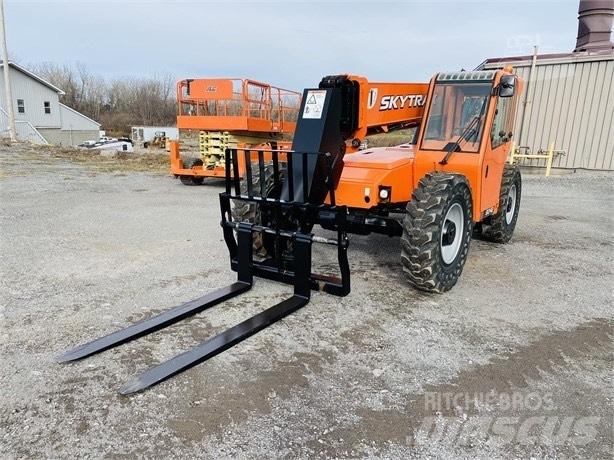SkyTrak 8042 Teleskoplæssere