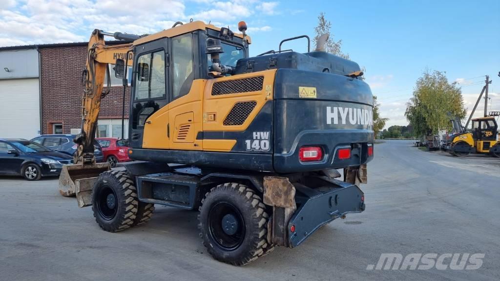 Hyundai HW 140 Gravemaskiner på hjul