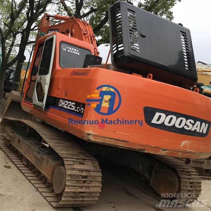 Doosan DH225LC-7 Gravemaskiner på larvebånd