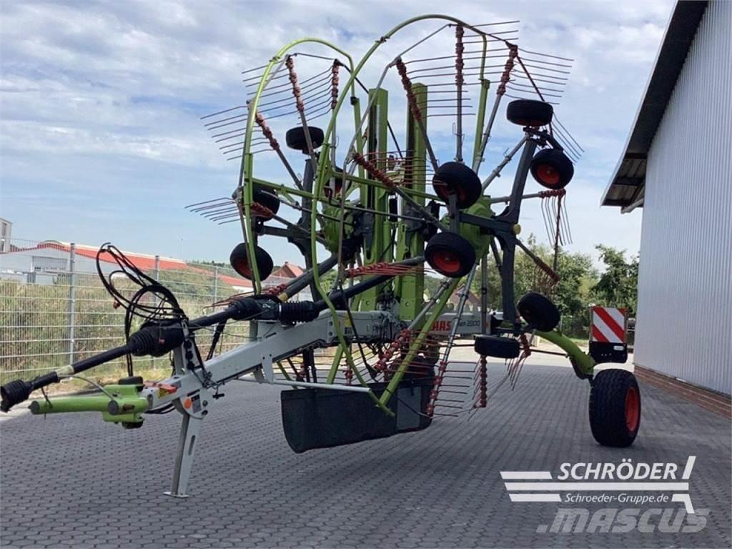 CLAAS LINER 2800 Hømaskiner