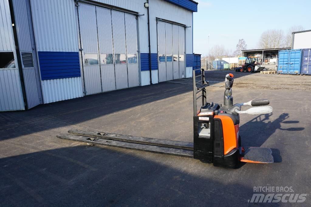 Toyota LPE250 El-palleløftere med platform
